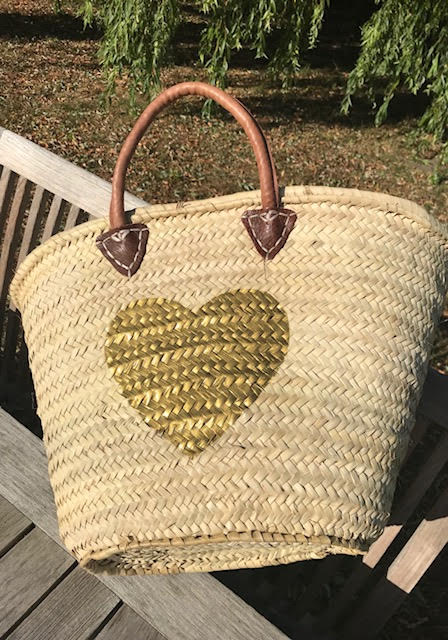 X08 : Painted heart (bag not included)